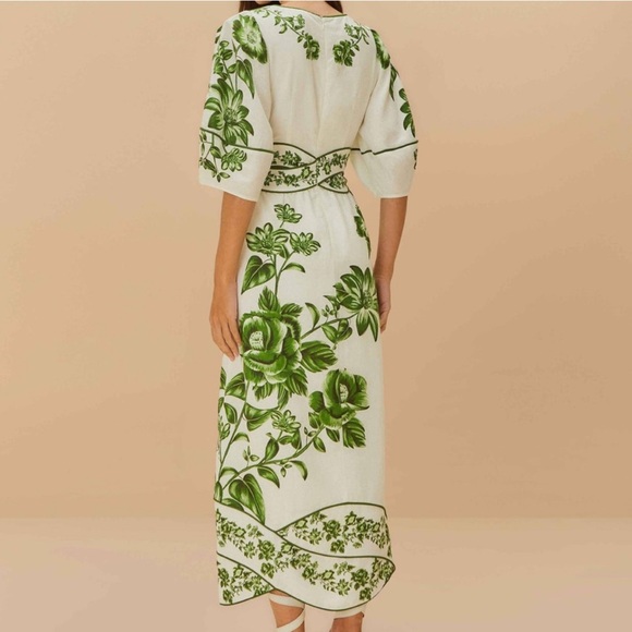 Farm Rio: Off-White Green Floral Cascade Lenzing™ Ecovero™ Euroflax™ Midi Dress - Picture 6 of 11